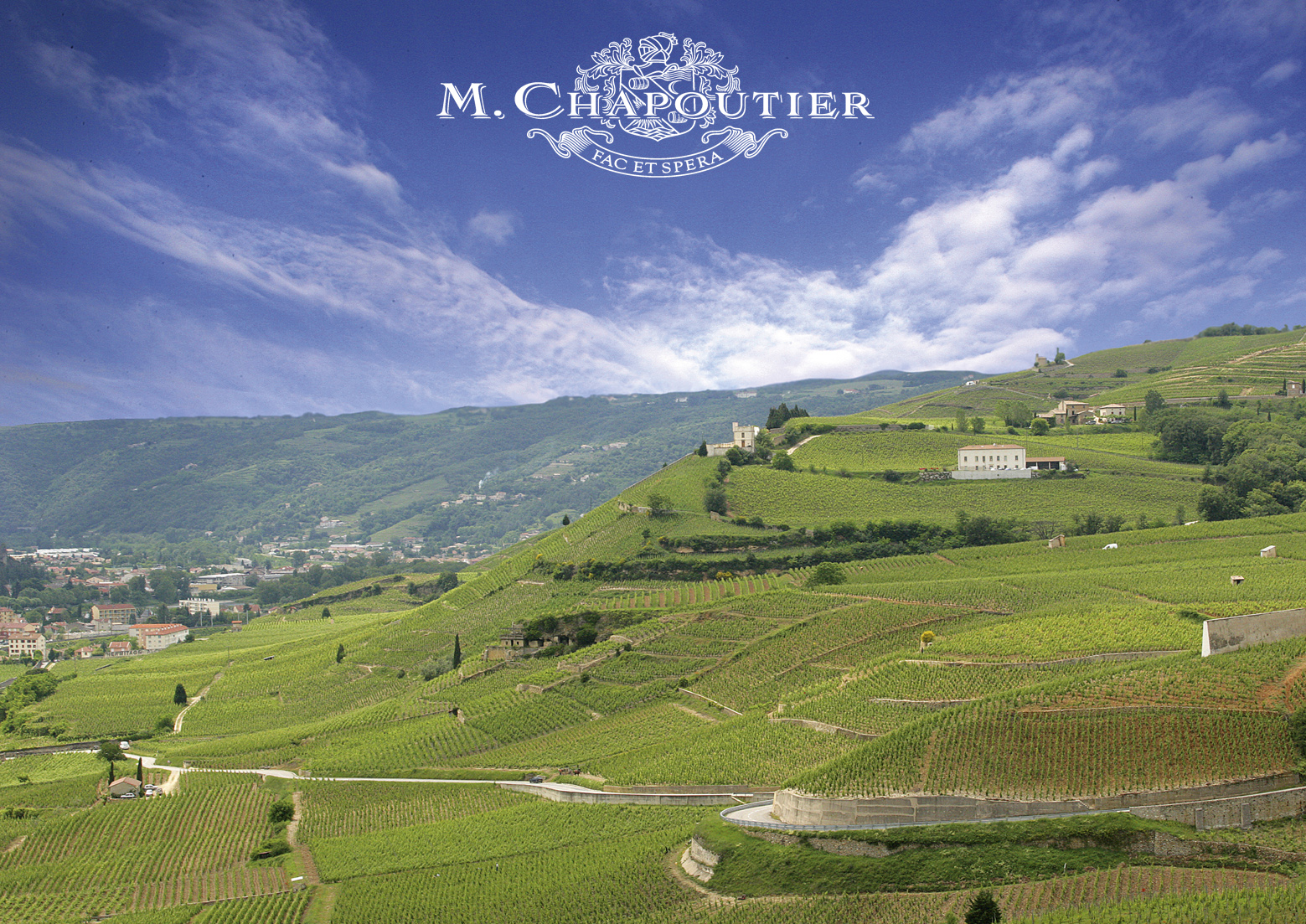 5-panoramique-format-web-avec-logo-chapoutier