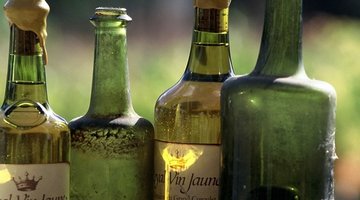 clavelin-vin-jaune-format-924x367